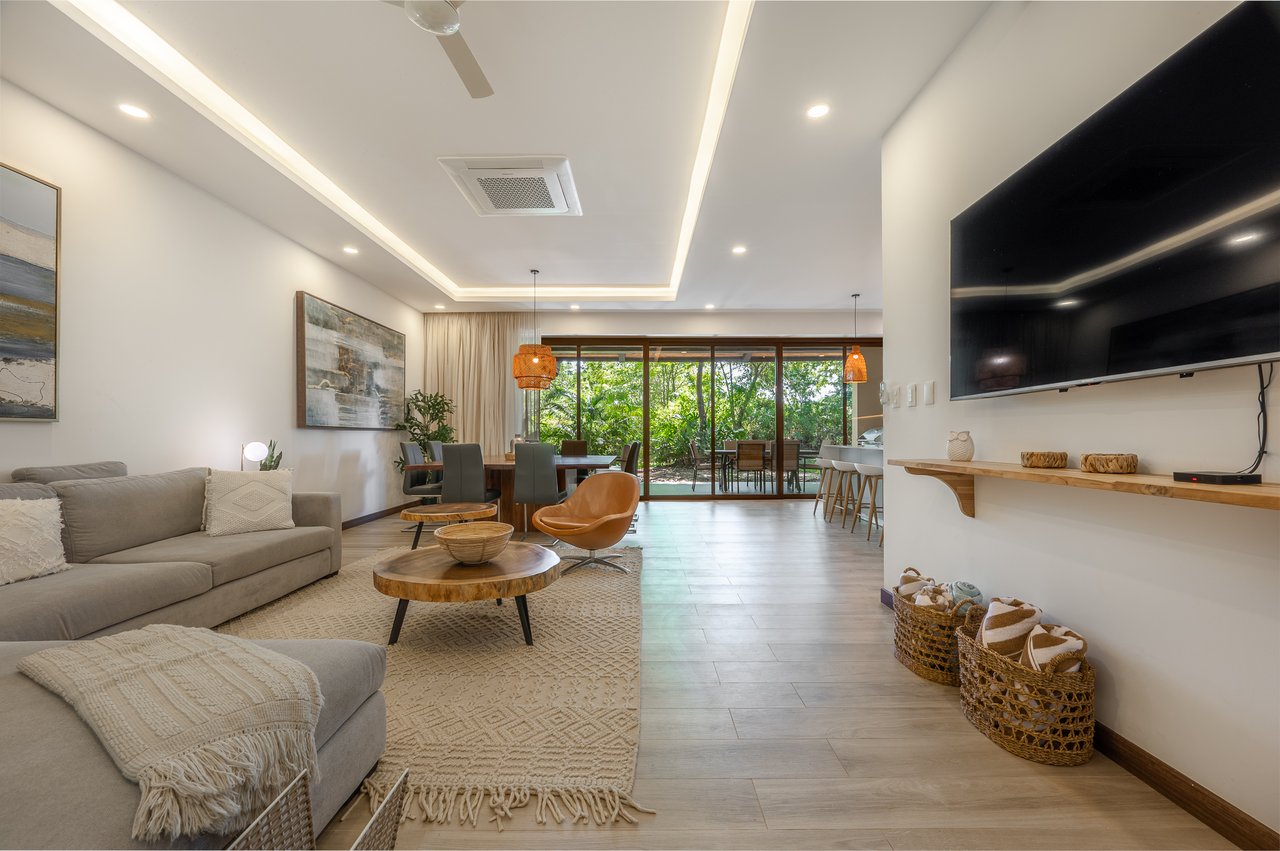 Malinches 27 A/B | Turnkey 6-Bedroom Duplex Investment in Hacienda Pinilla