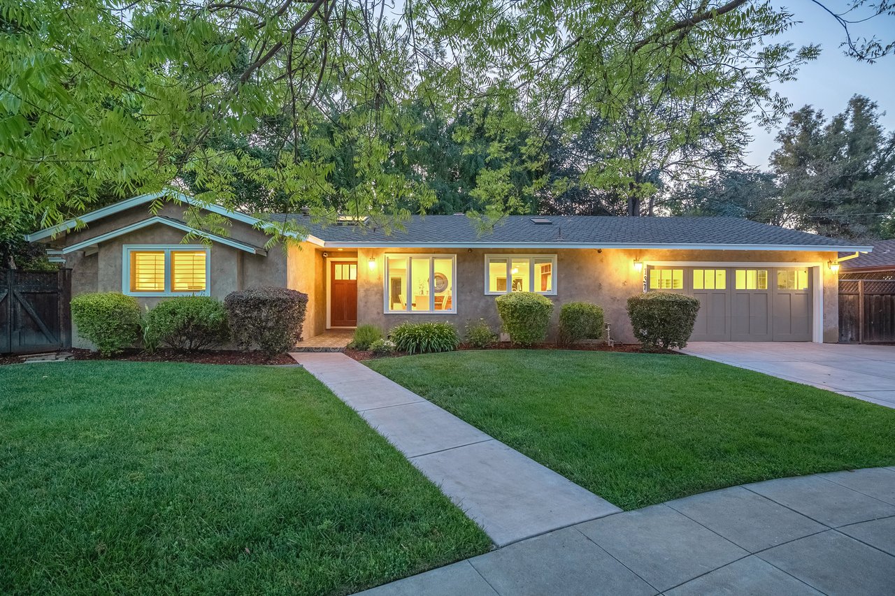 137 Fairmead LN