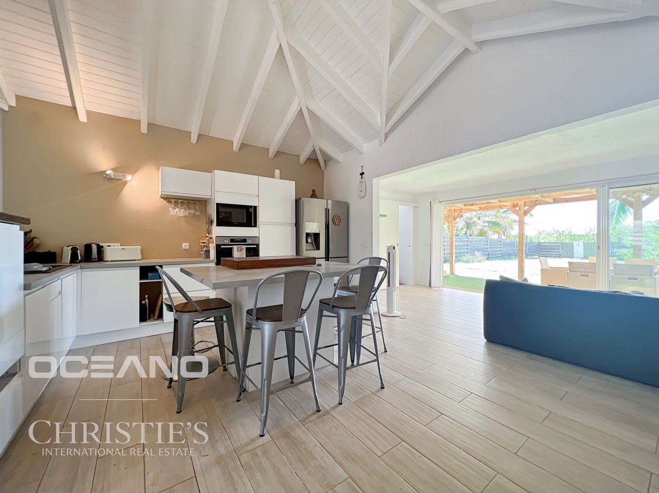 3 BEDROOMS - LARGE GARDEN - CUL DE SAC