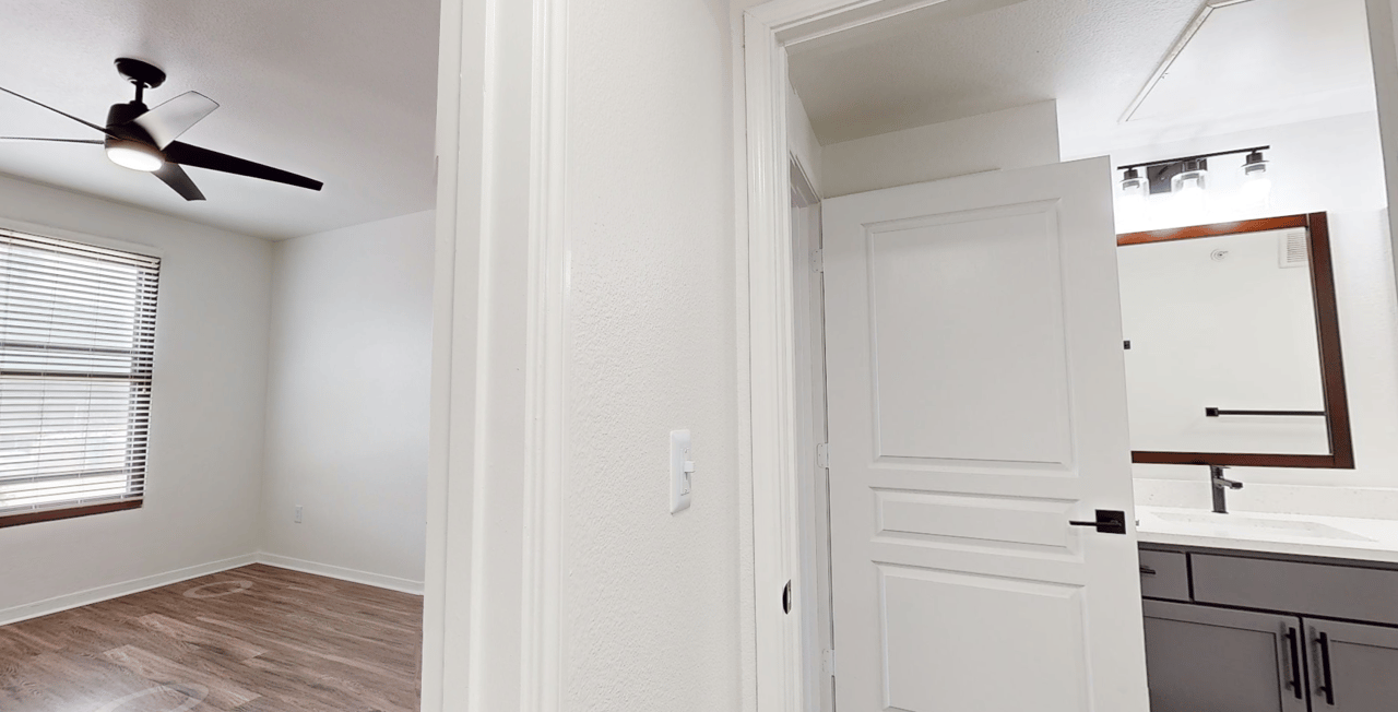 Community of the Year Property! Lease Today and Enjoy Up to 6 Weeks Free on Select Units!*