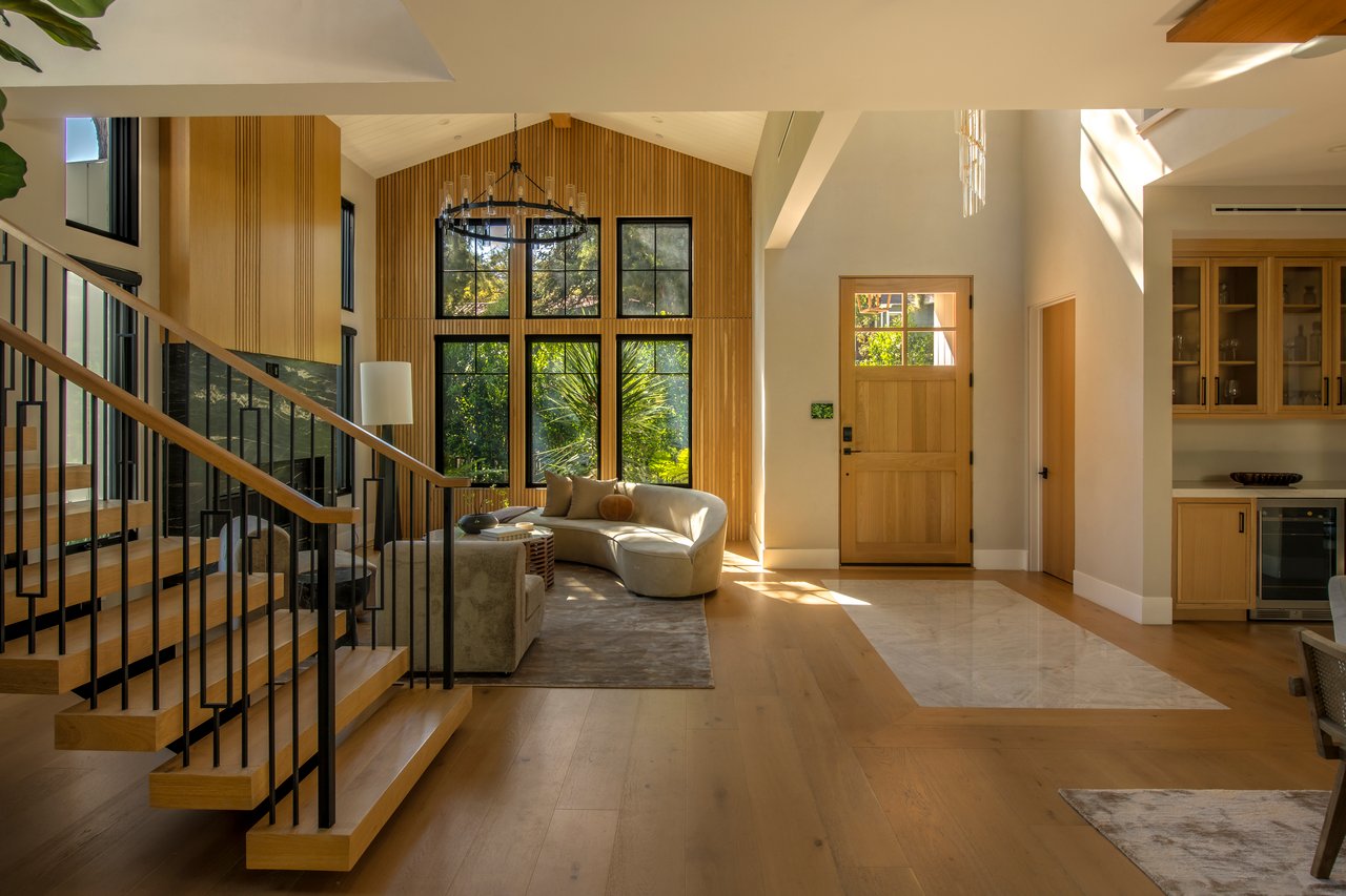 196 S Greenfield Ave, Westwood