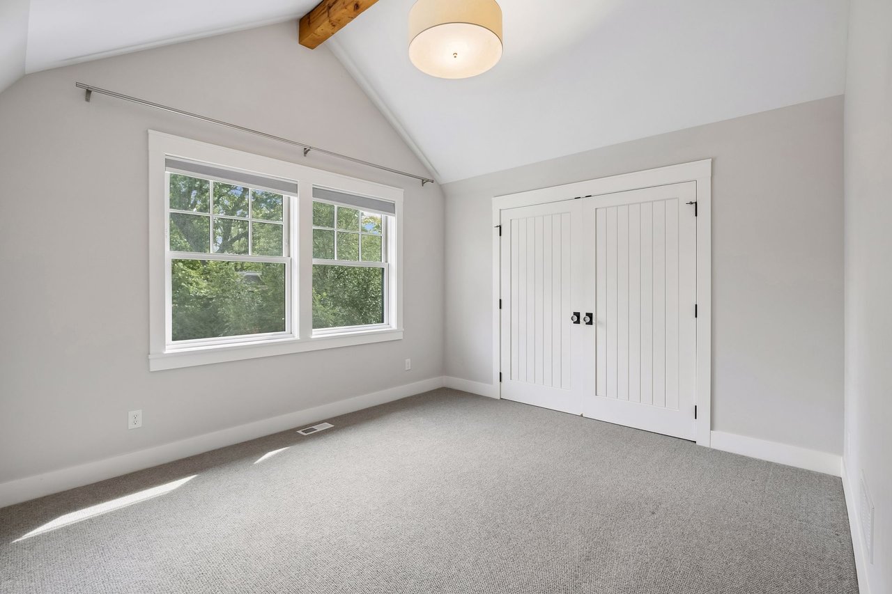 4240 Sidell Trail, Edina