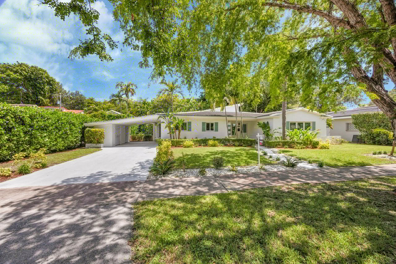 Coral Gables Beauty Just Listed