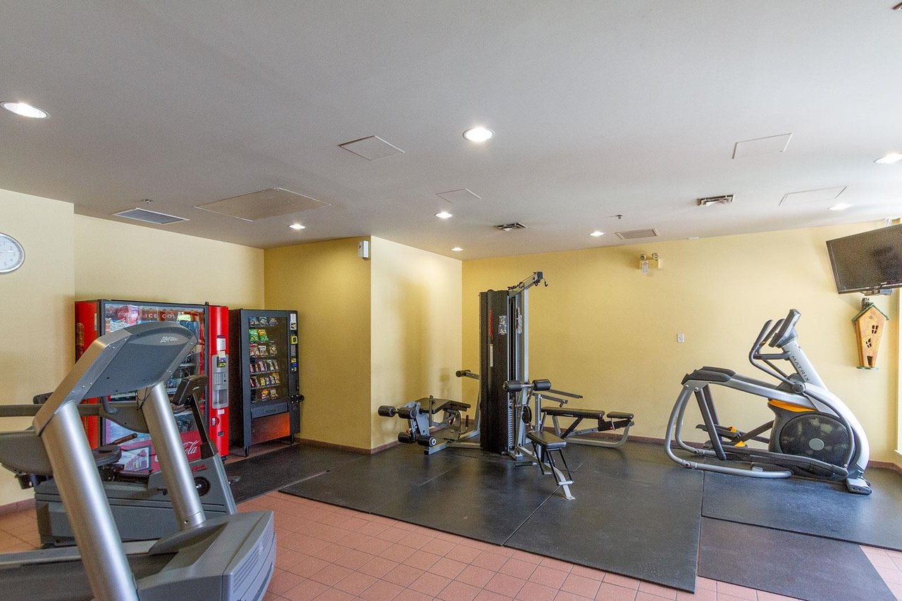 615-4315 Northlands Blvd