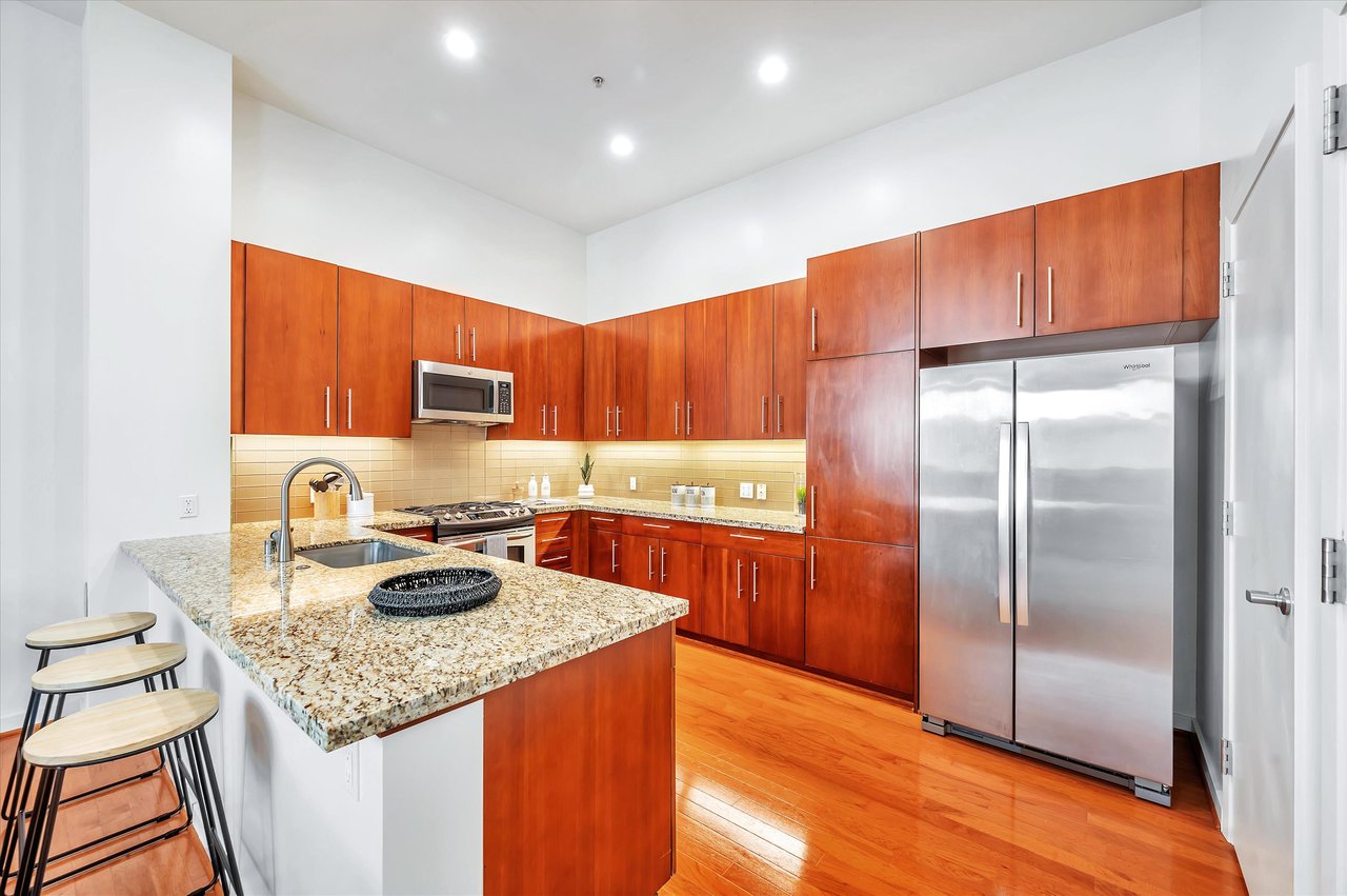 325 Berry Street Unit: 107