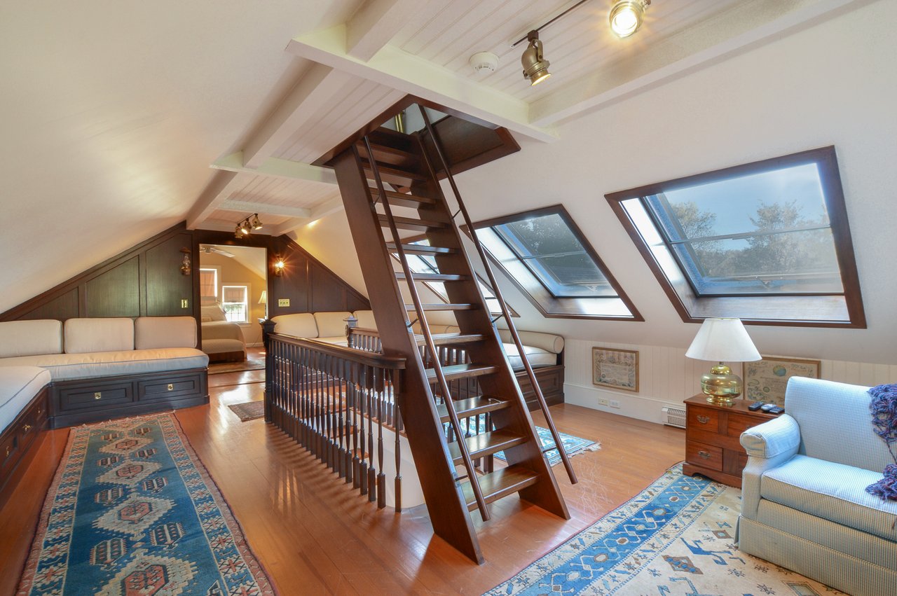 Classic Hyannis Port Grandeur with Timeless Coastal Elegance