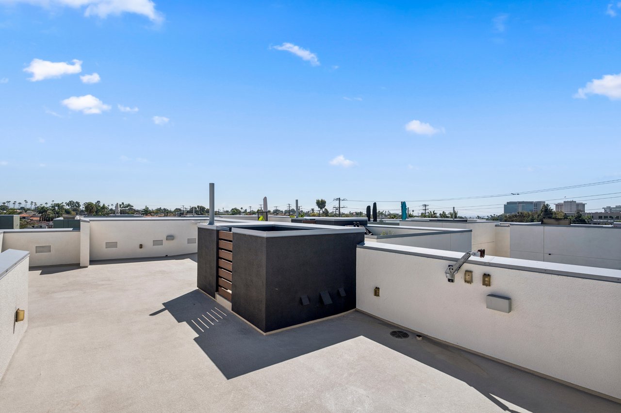 150 Mercer Way
