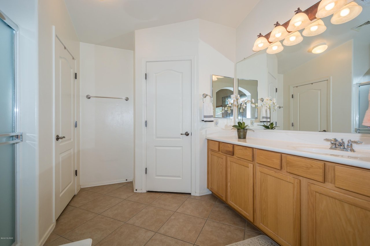 39039 Furlong Ct