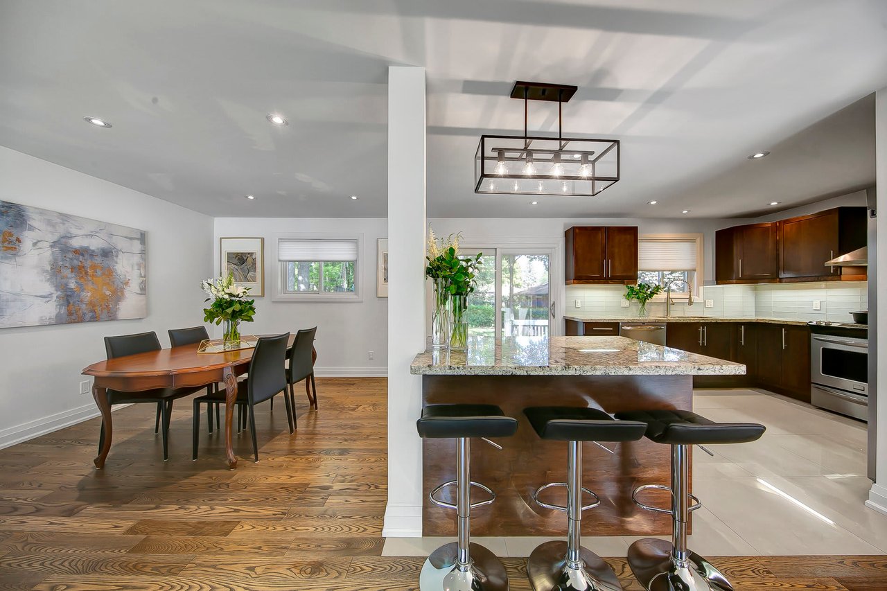 3177 The Credit Woodlands