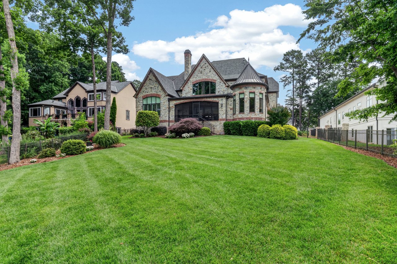 Private Exclusive Listing