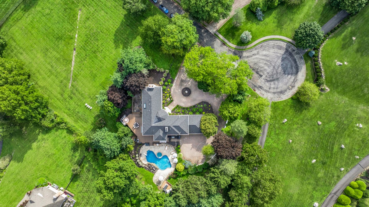 5 Abbington Way, Mendham Twp.