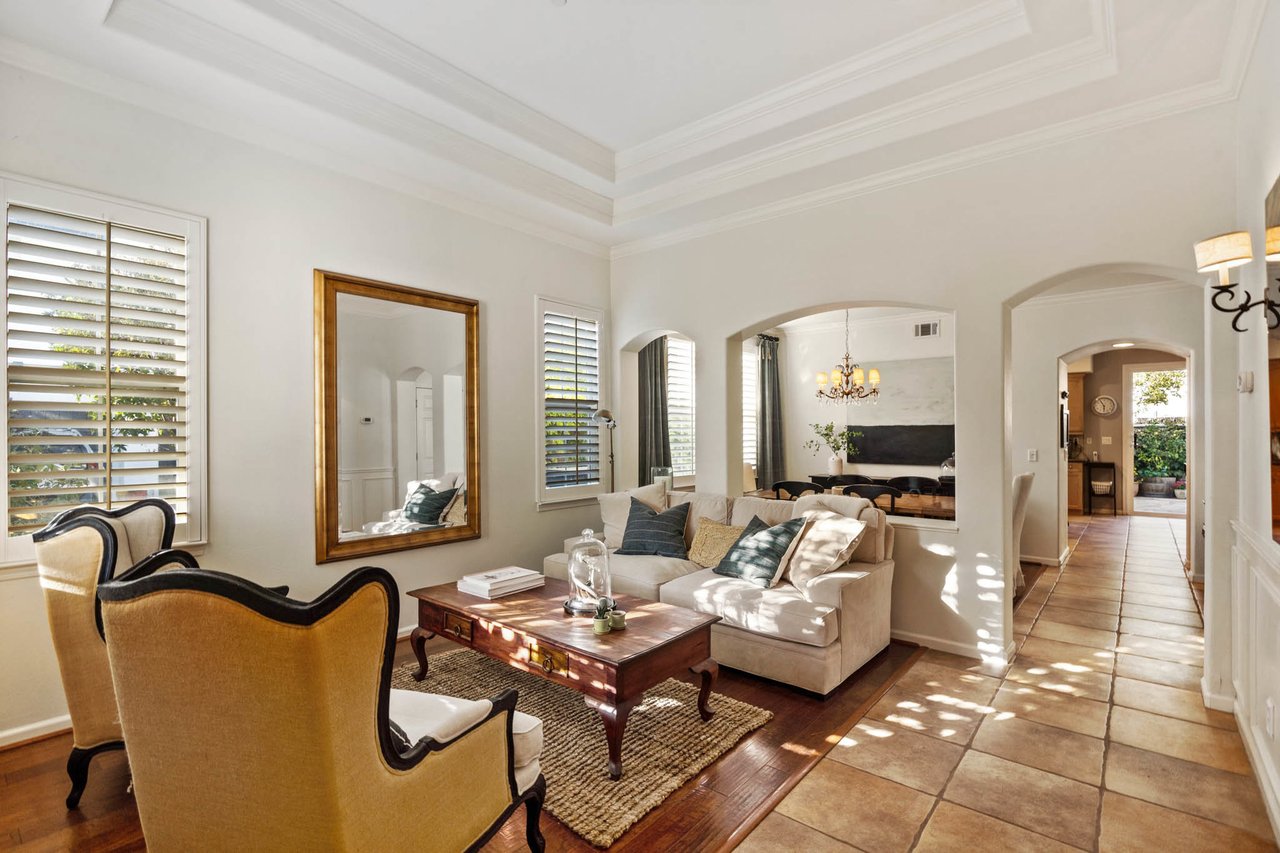 34 Mildenhall St