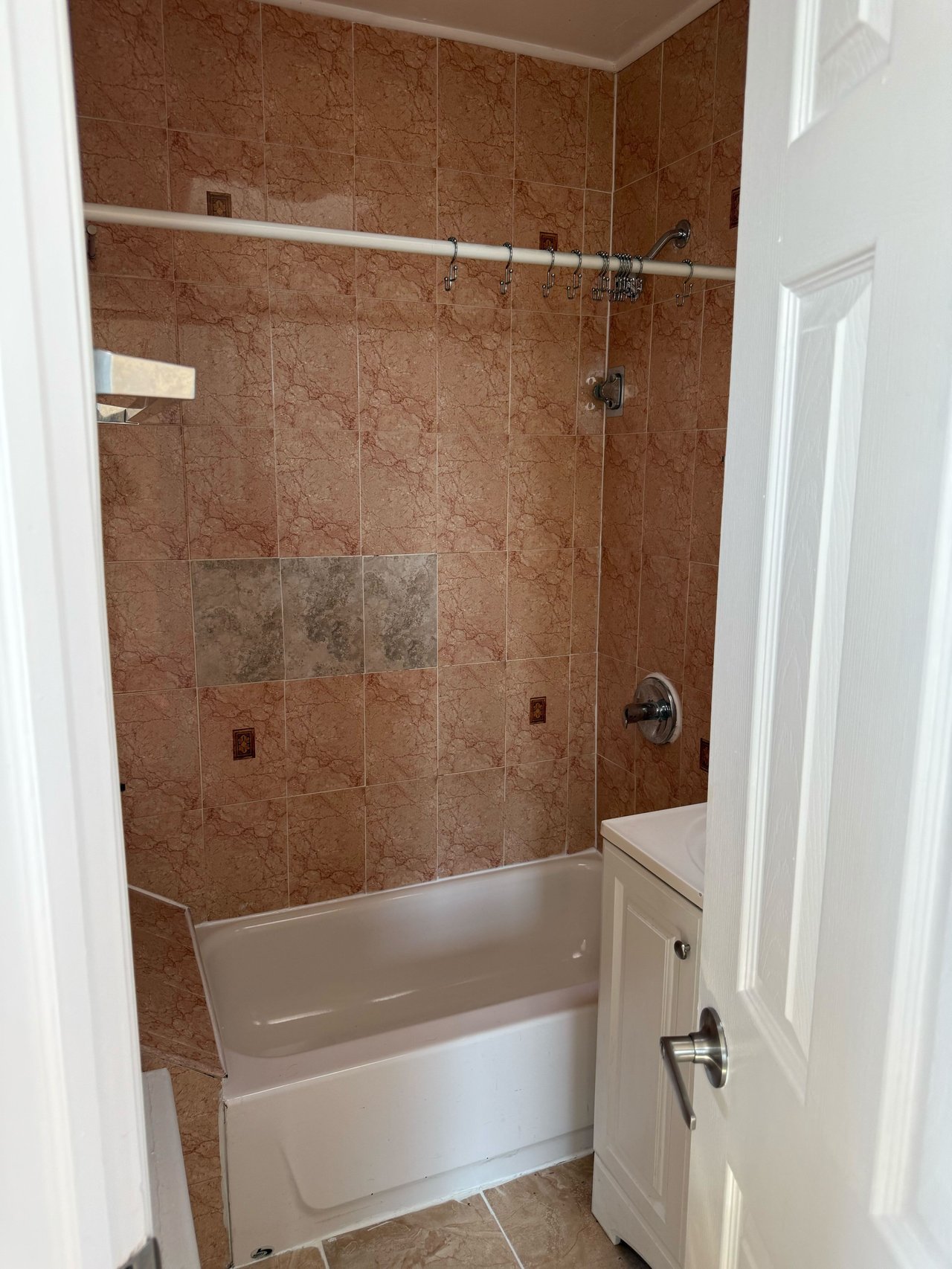 1283 Rogers Avenue #3F