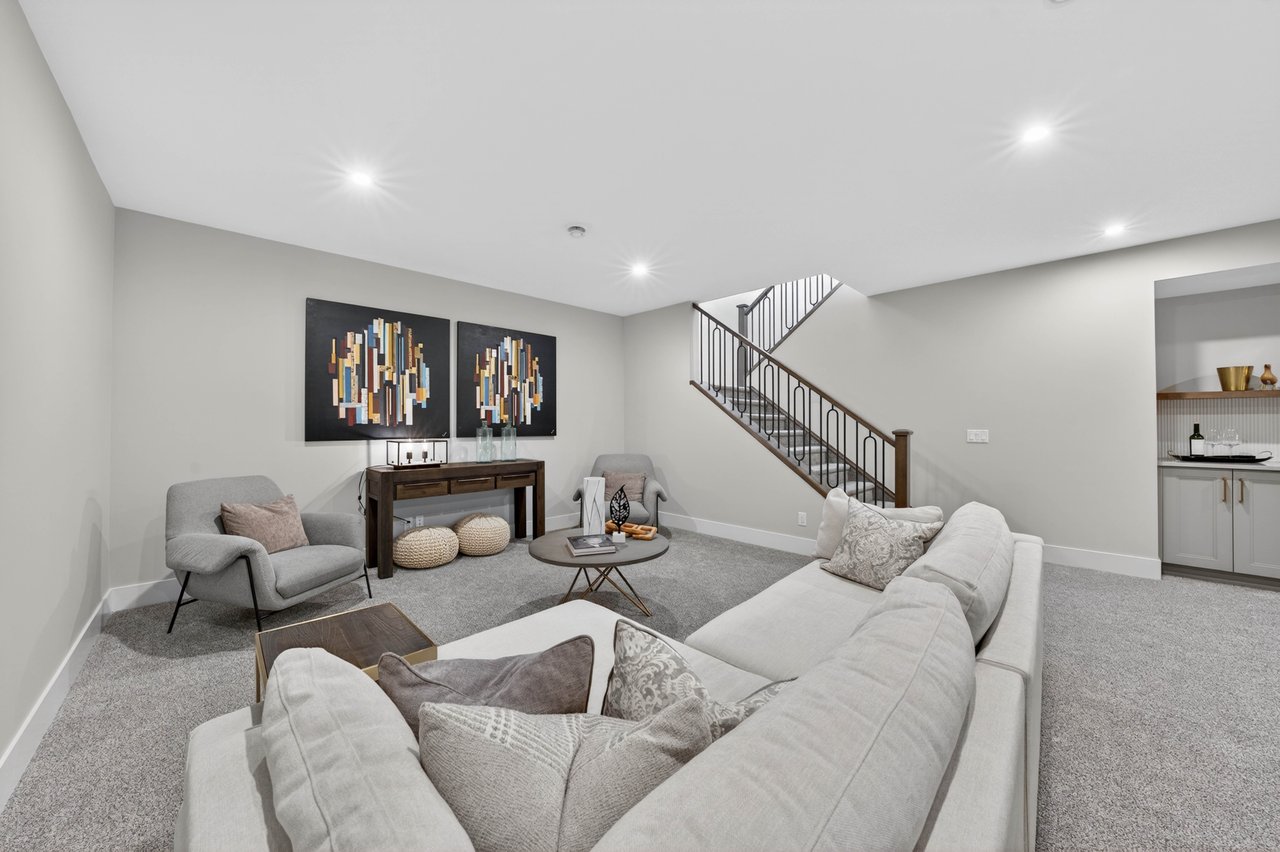 514 Pine Creek Ridge