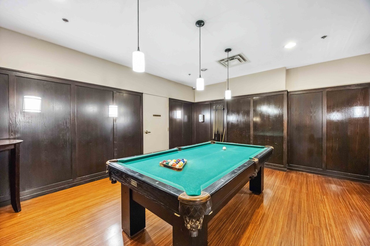 18 Spring Garden Ave Unit: 109
