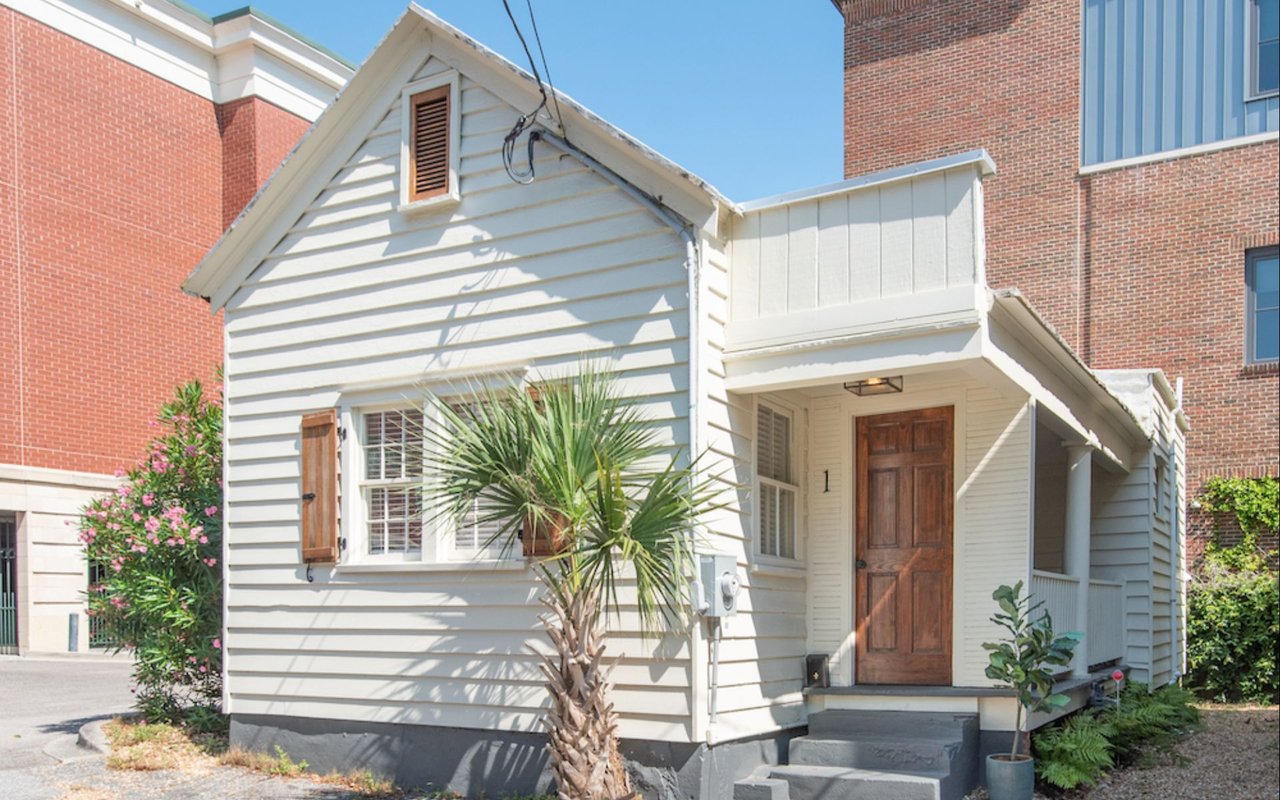 A Featured Listing – 1 Harlem Court