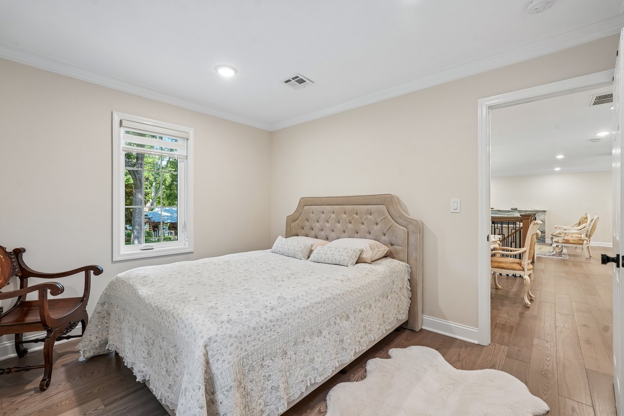 12 Parker Place