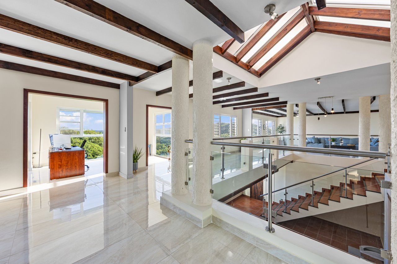 PR-132 #5 URB. MANSIONES DEL SUR