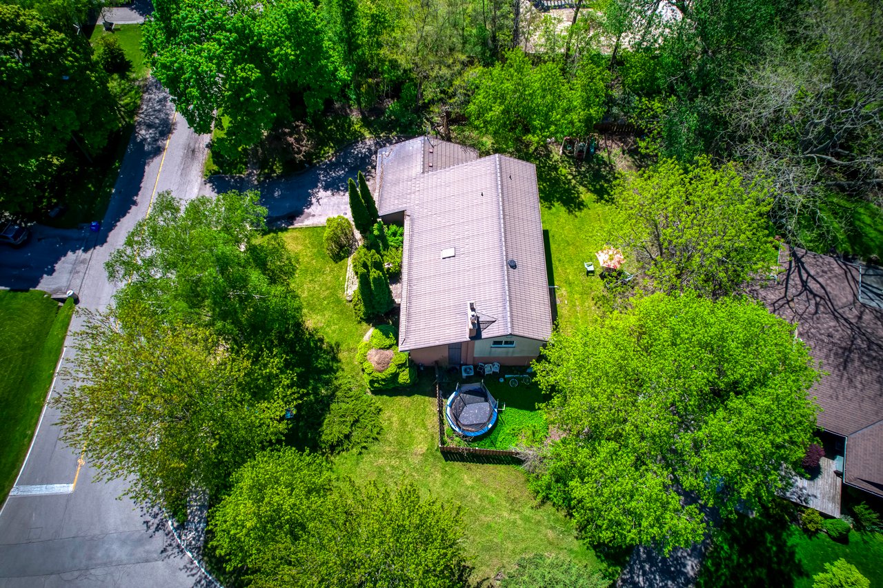 220 Woodhaven Park Dr, Oakville