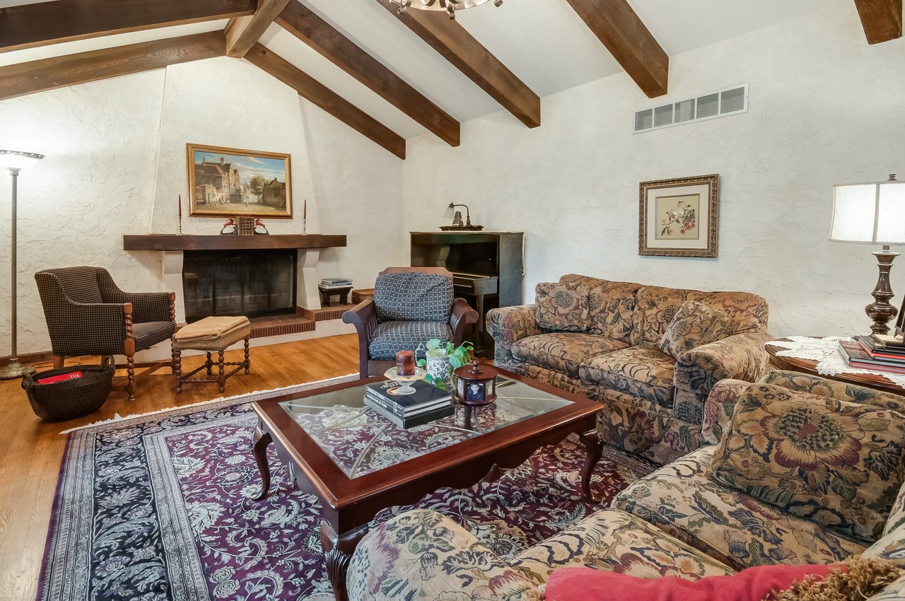 Country Living on 3 Acres