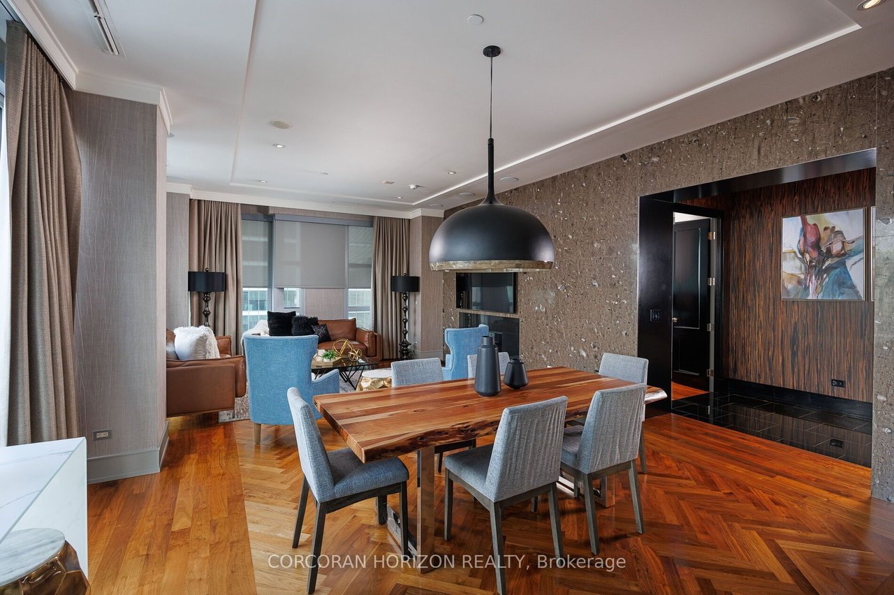 LUXURY AT THE RITZ RESIDENCES