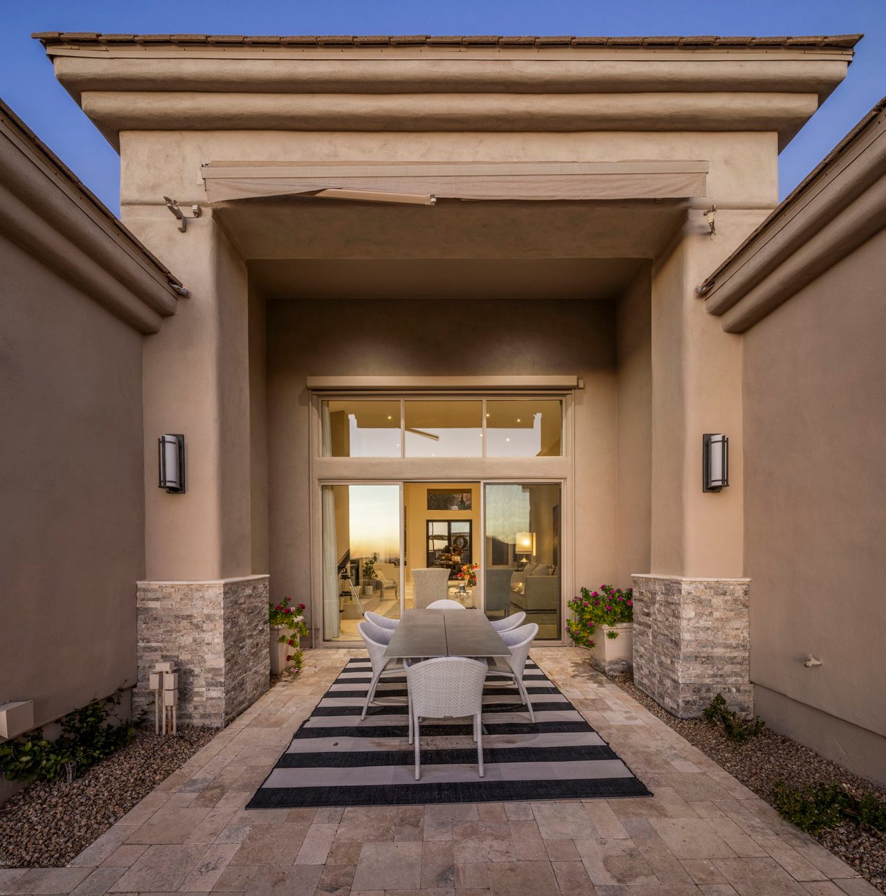 11129 E JUAN TABO Road