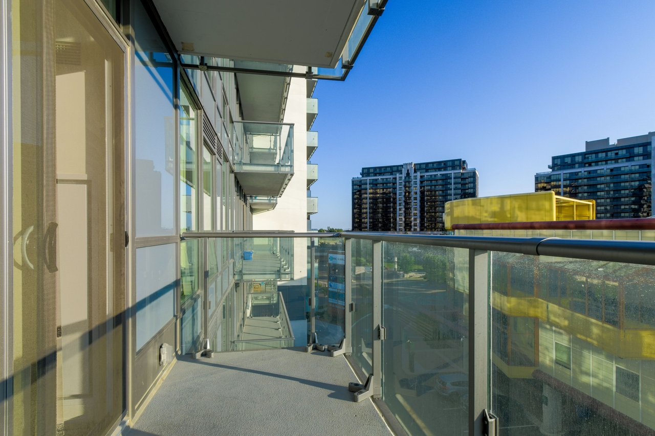 10 De Boers Drive Unit: 502