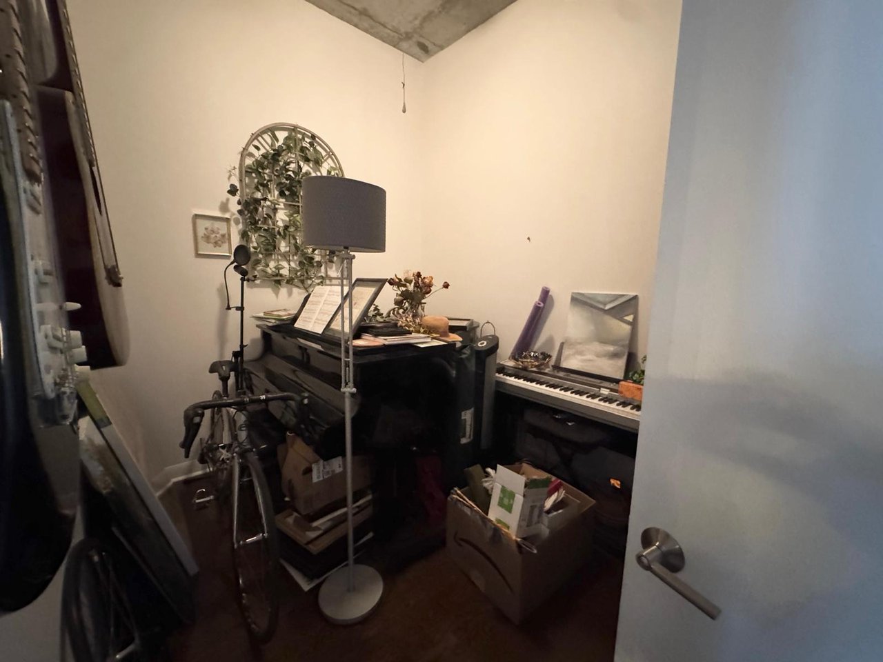 375 King Street W Unit:1605