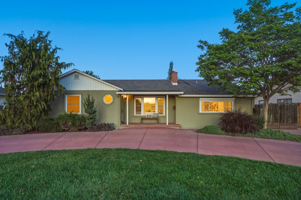 972 Emerald Way