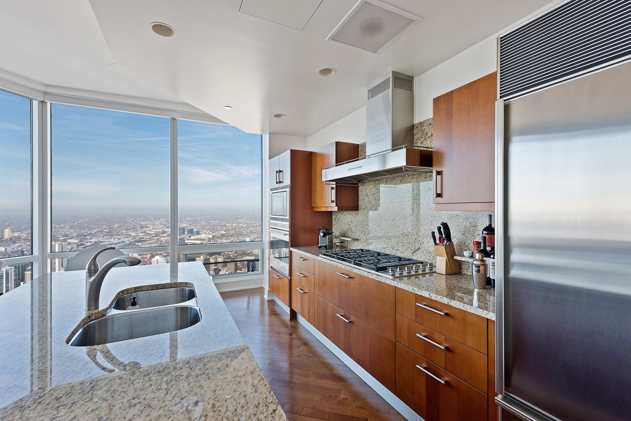 401 N Wabash Ave Unit 63D