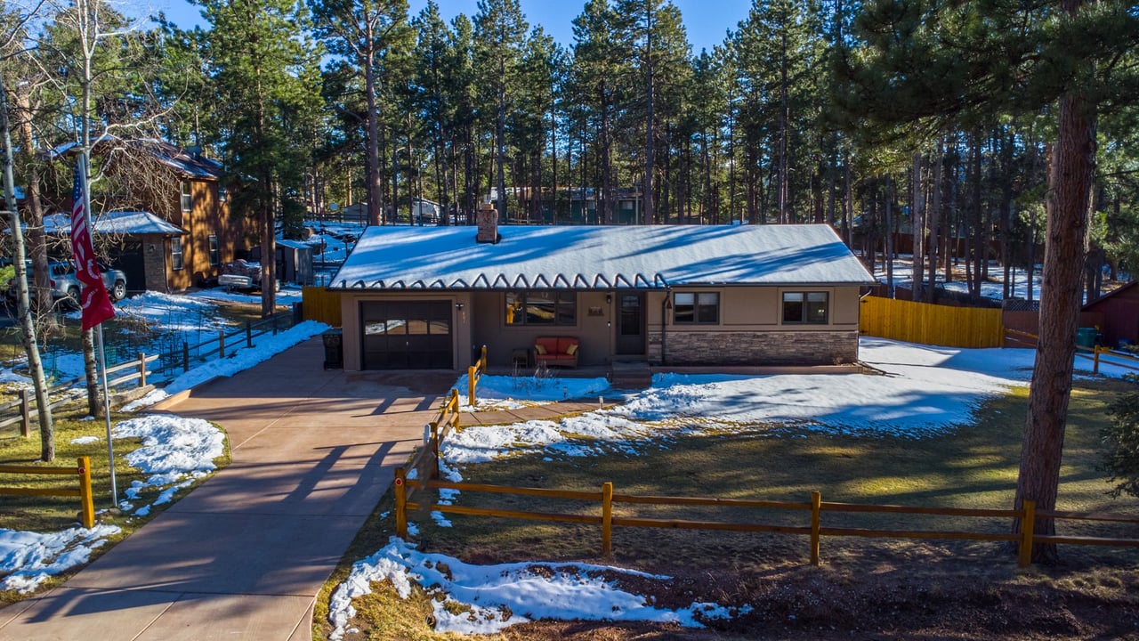 607 W Lovell Gulch Road