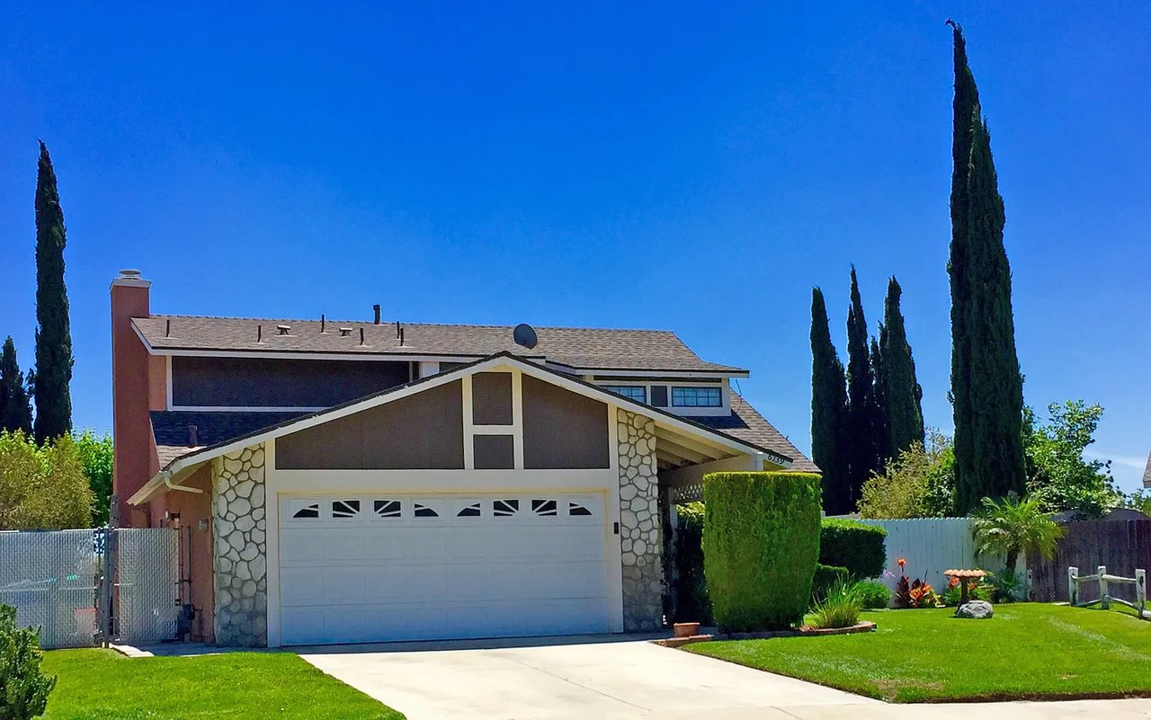 6139 Aubrey Pl