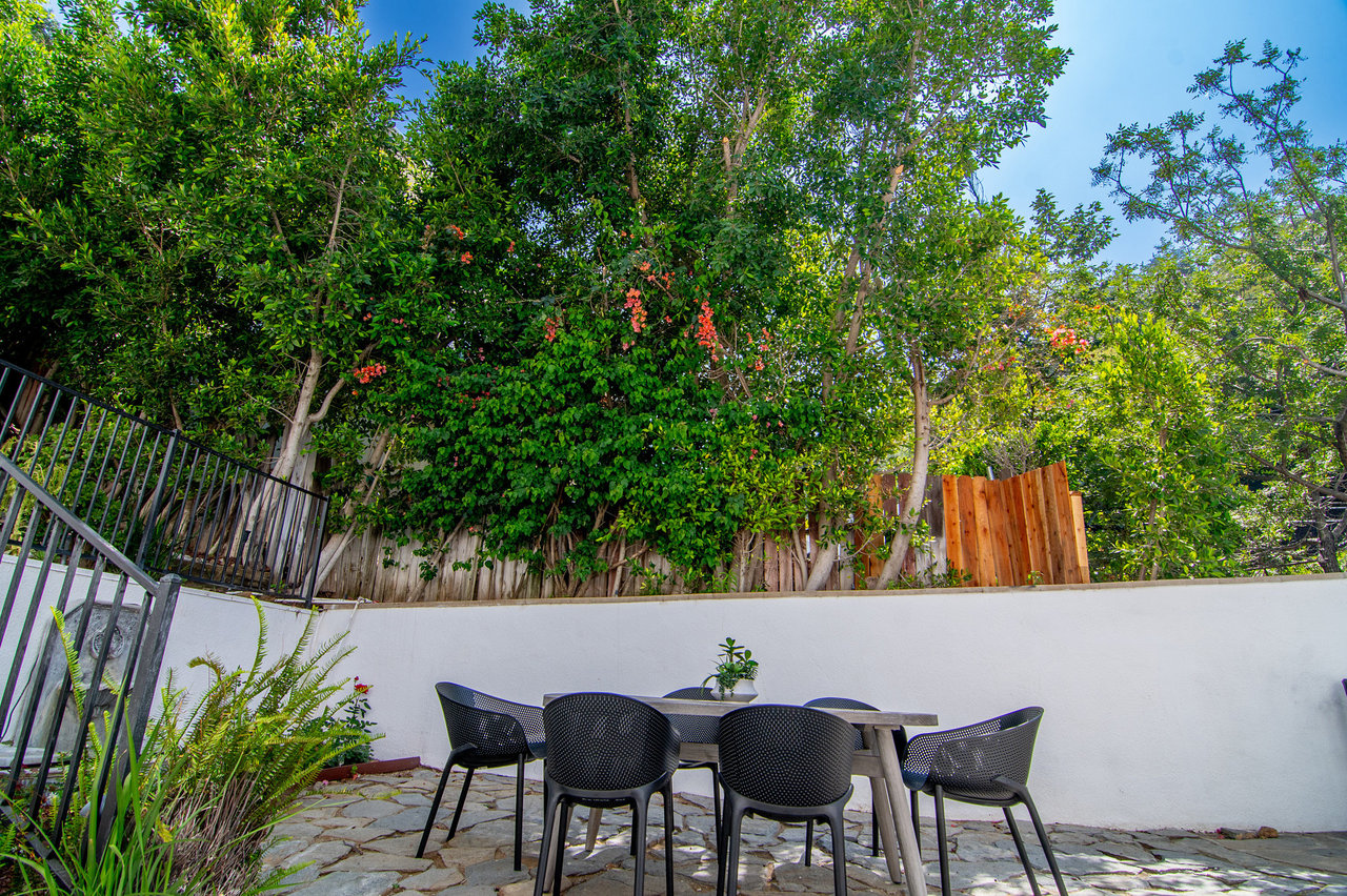 8155 Willow Glen Rd.