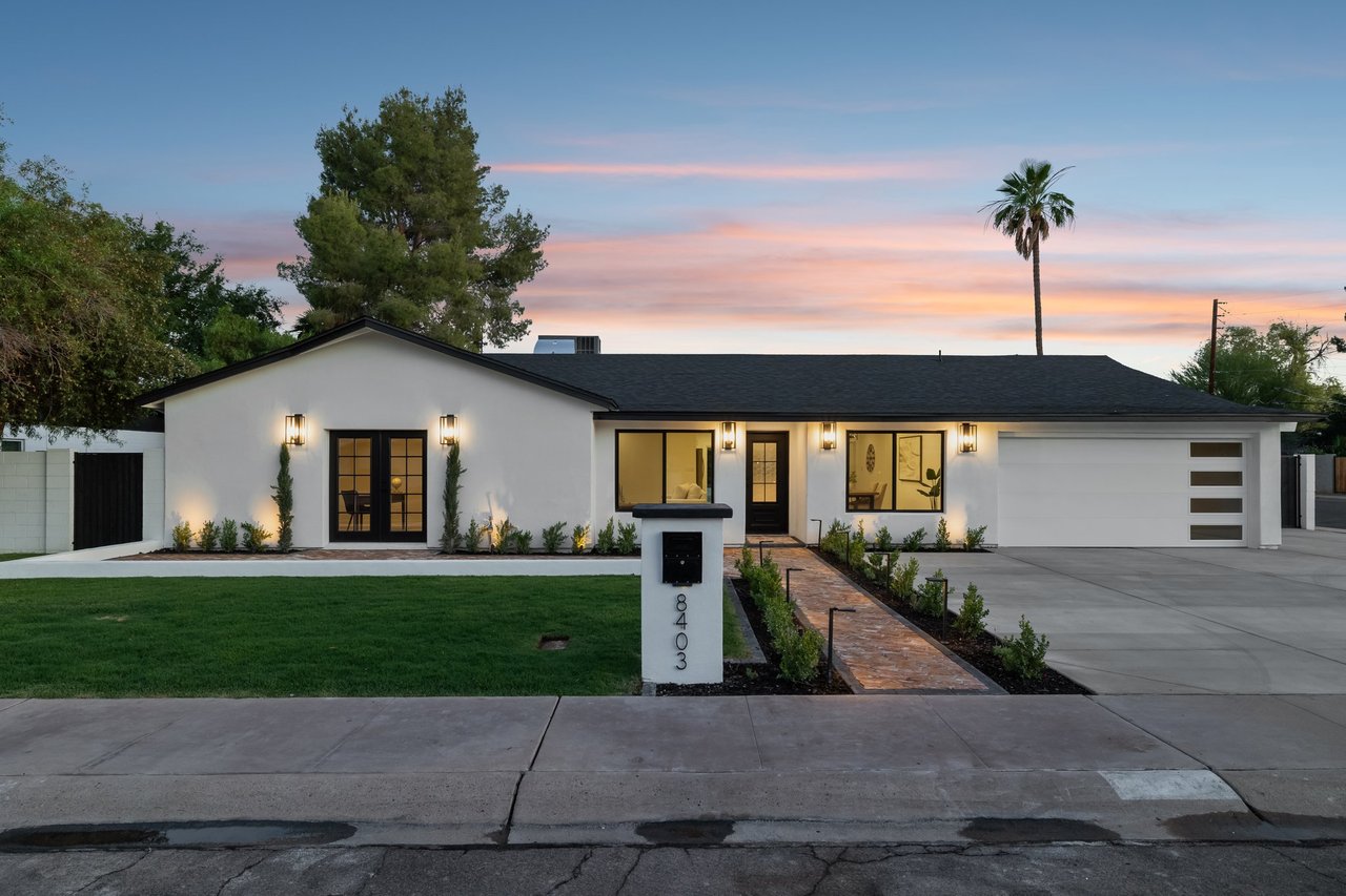 Mid-Century Modern Gem