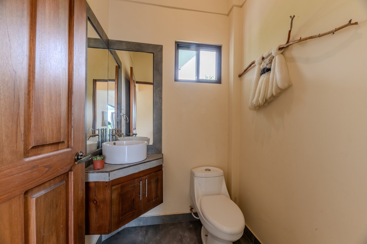 Casa Blanca – Ocean & Mountain View Home in Platanillo