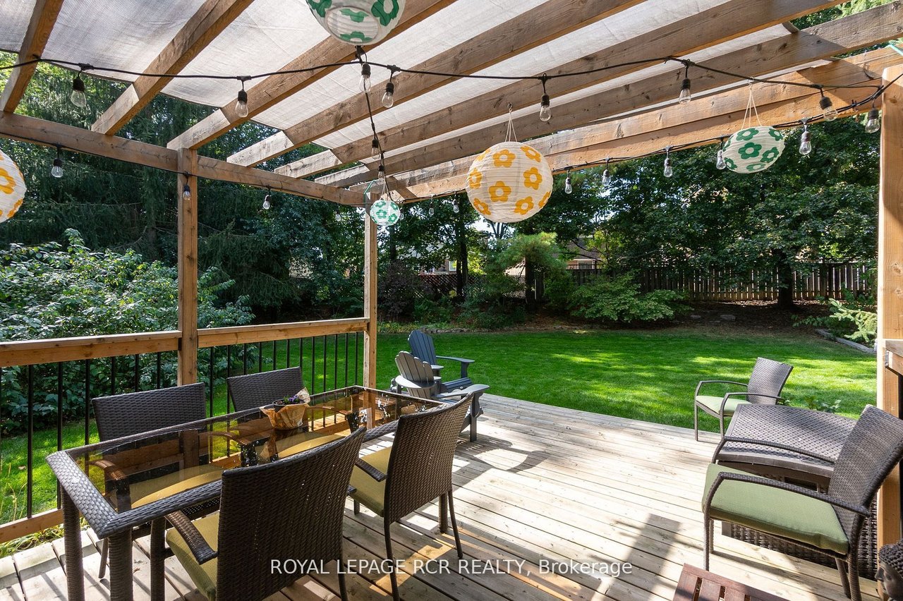336 Dingle Crt, Caledon