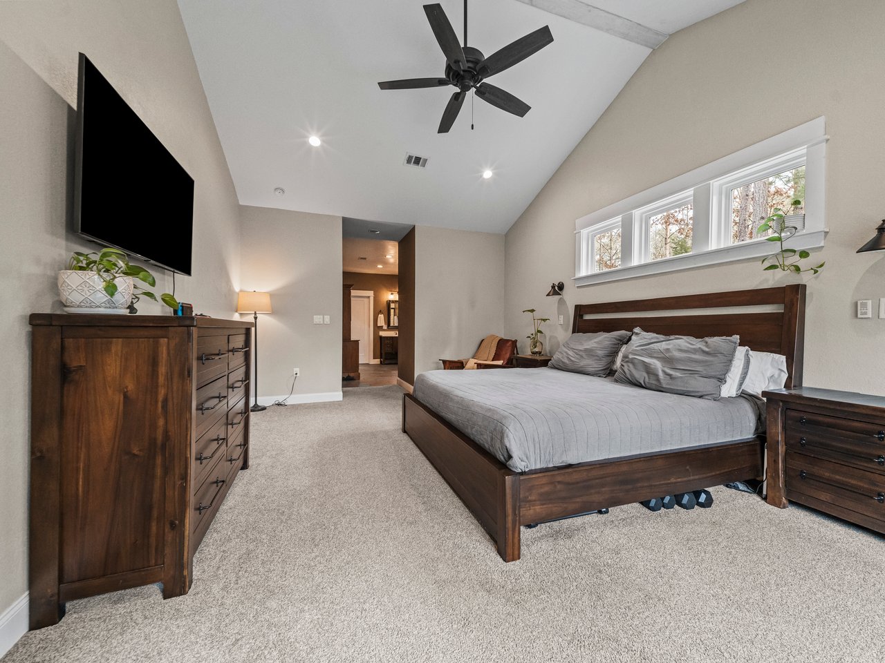 Thunder Mountain Homestead