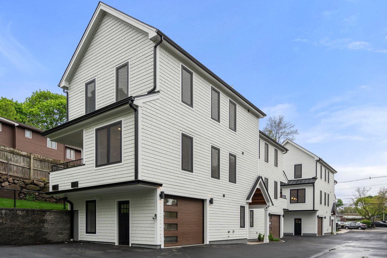 199-201 Copeland St. # 2