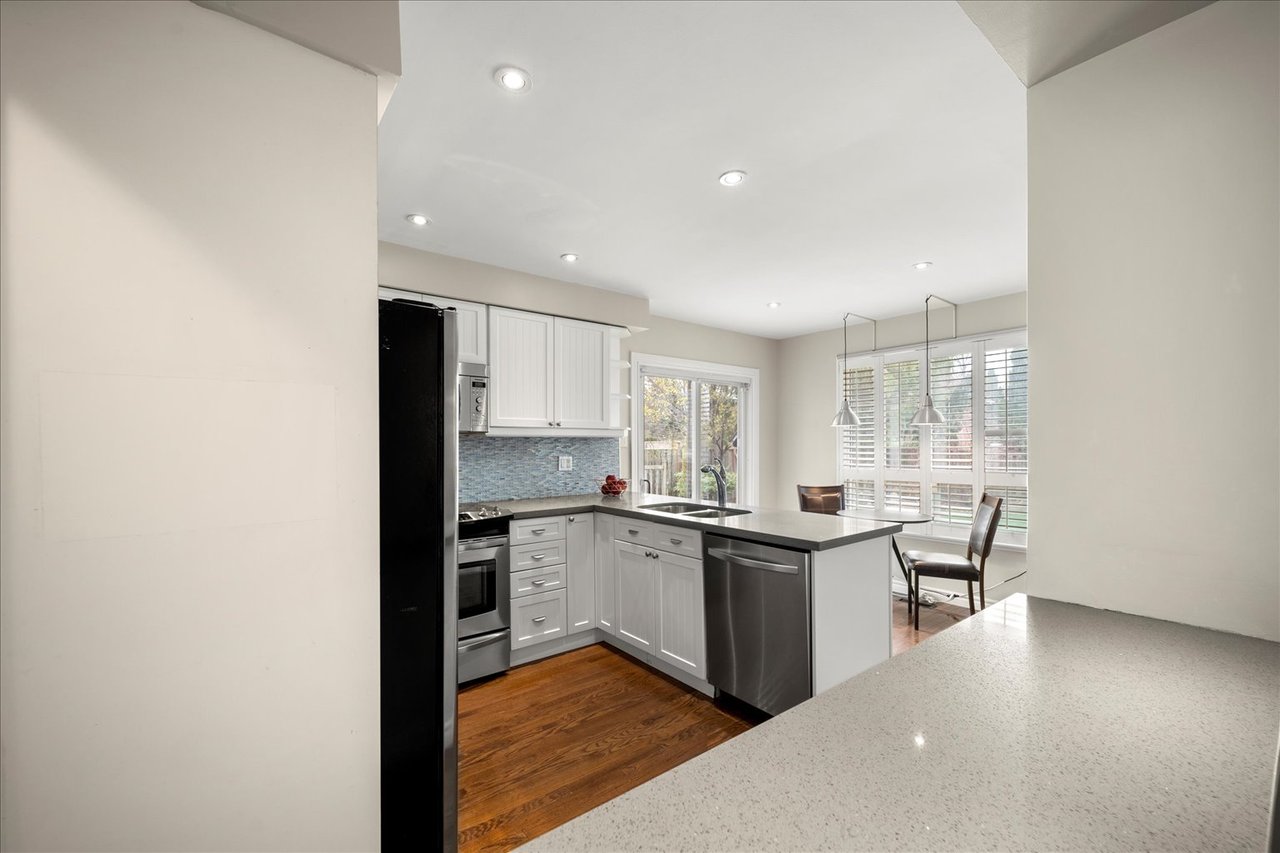 438 Claremont Cres
