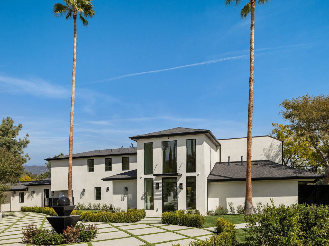 320 Patrician Way
