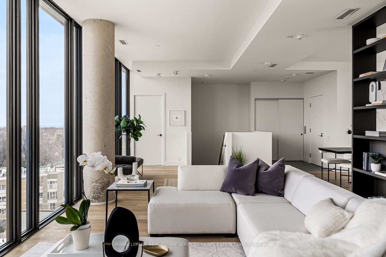 SKY-HIGH PENTHOUSE 