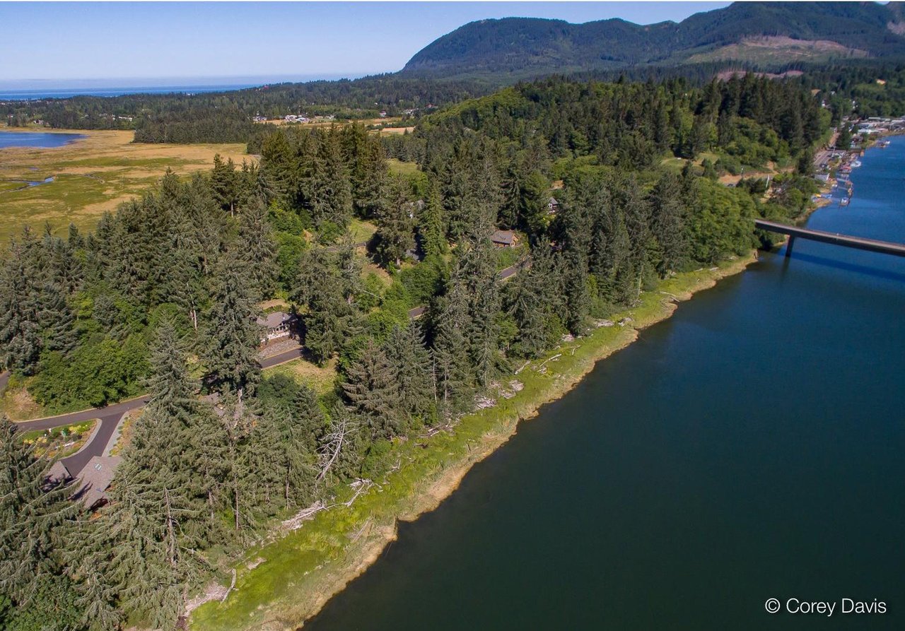 Sold wooded homesite on Nehalem Point Dr Unit 38 in Nehalem Oregon represented by Meadow Davis of Home + Sea Realty
