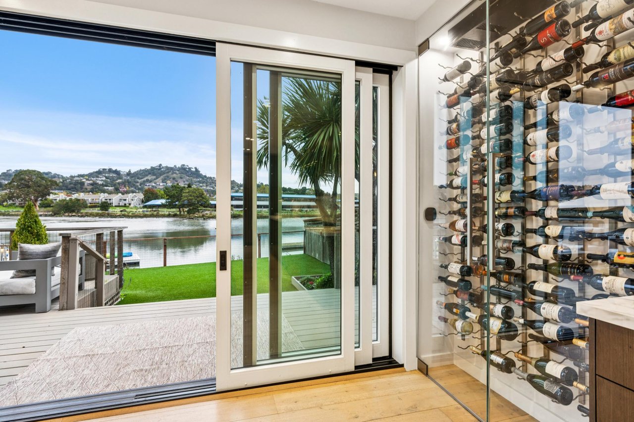 Luxurious Waterfront Home in Larkspur Marina