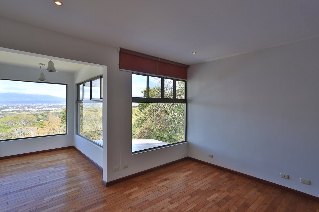 Panoramic View Terrace Residence, Ciudad Colon, San Jose