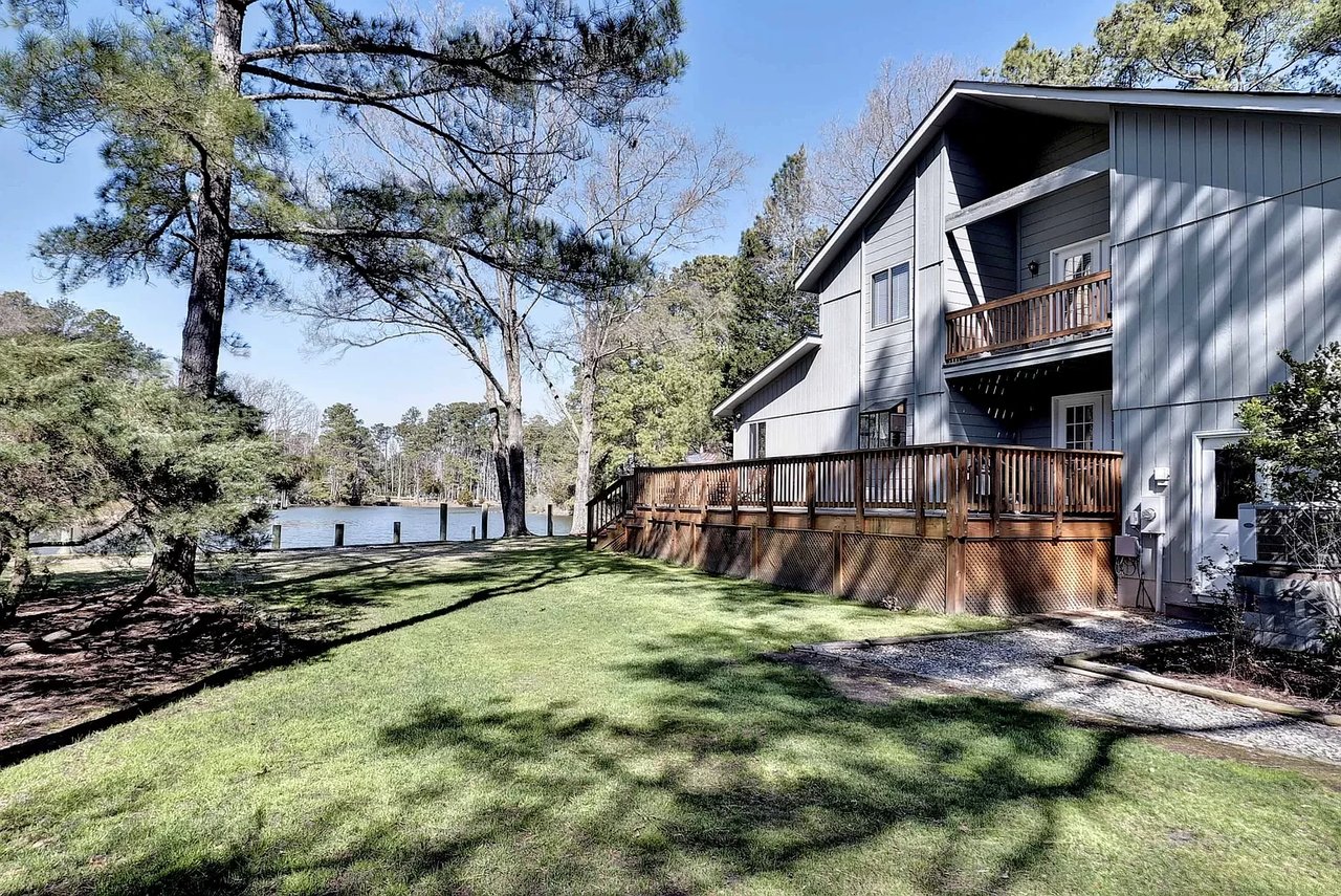 107 Tarpon Dr