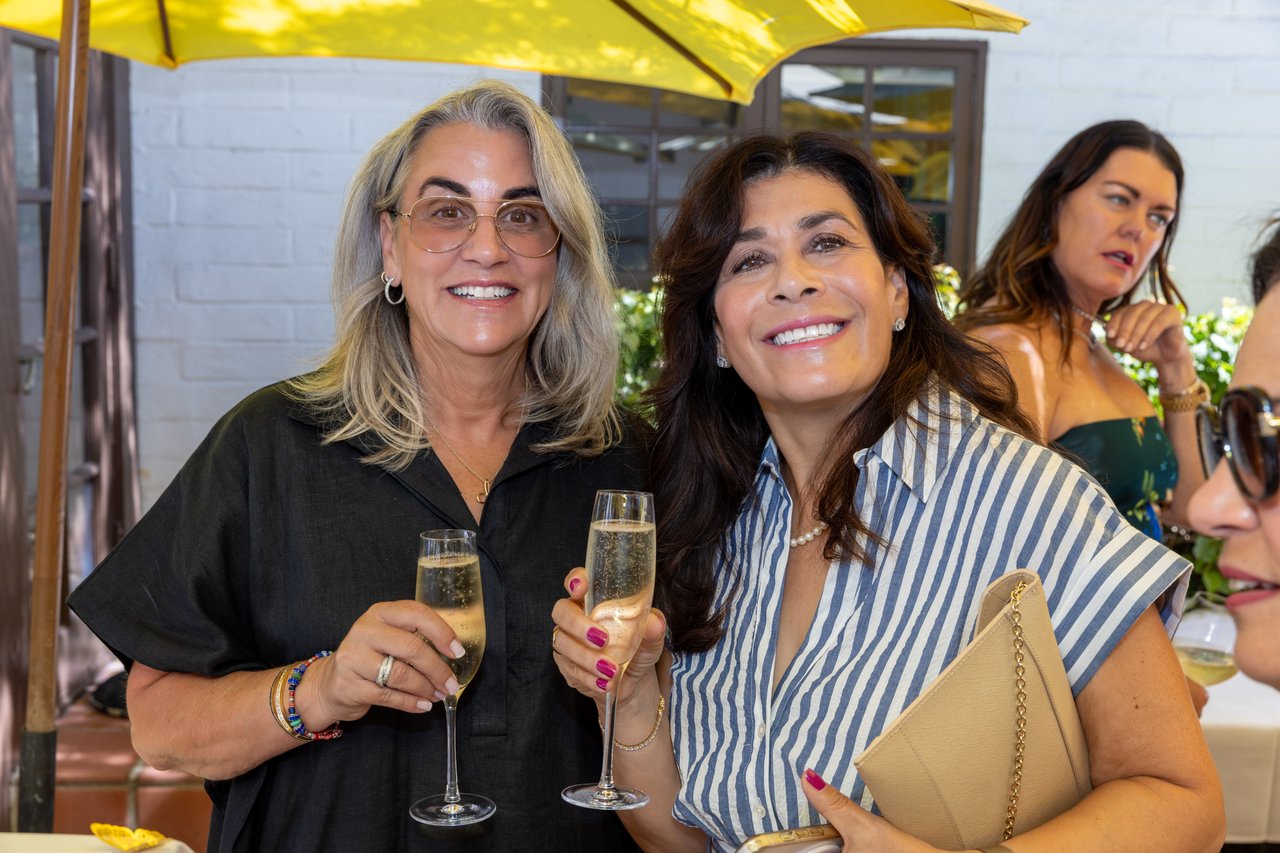 Fleurs, Friends & Fashion in Bloom 