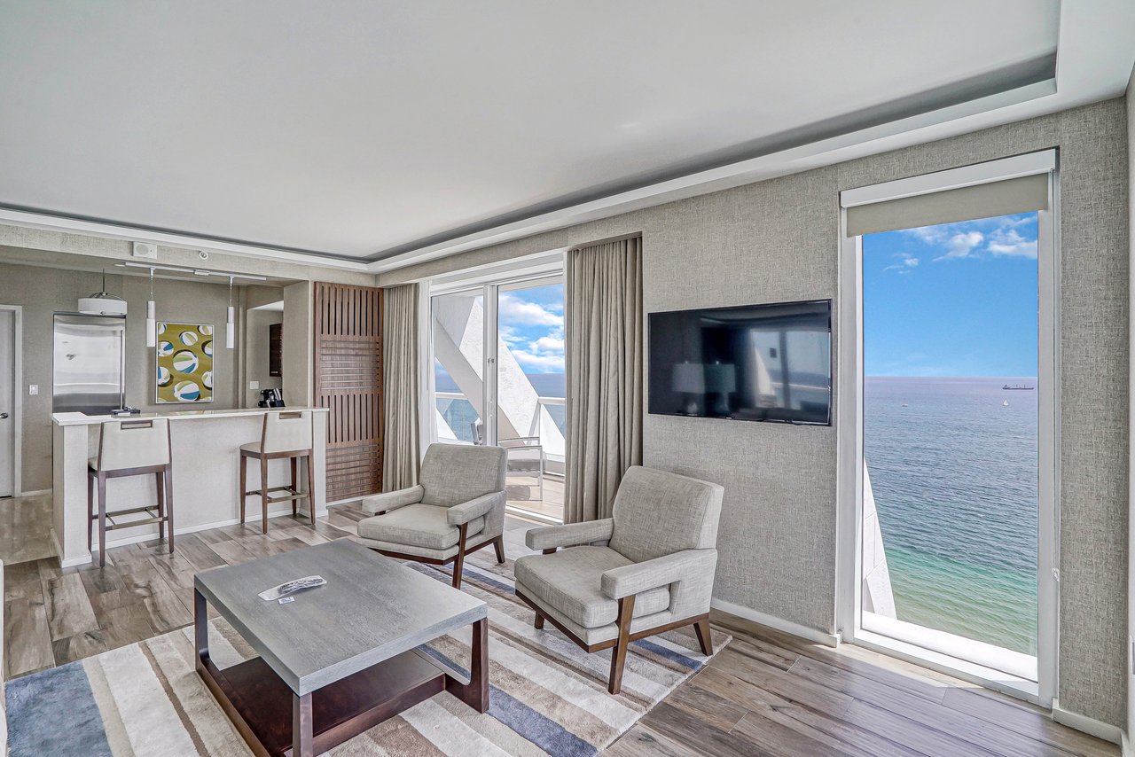 The Ocean Resort Residences (Conrad Fort Lauderdale Beach)