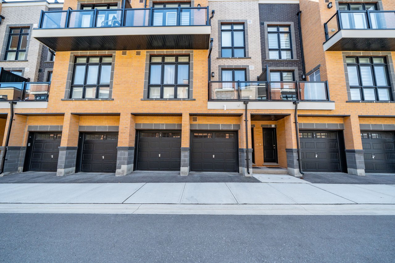 6 Sayers Lane, 10