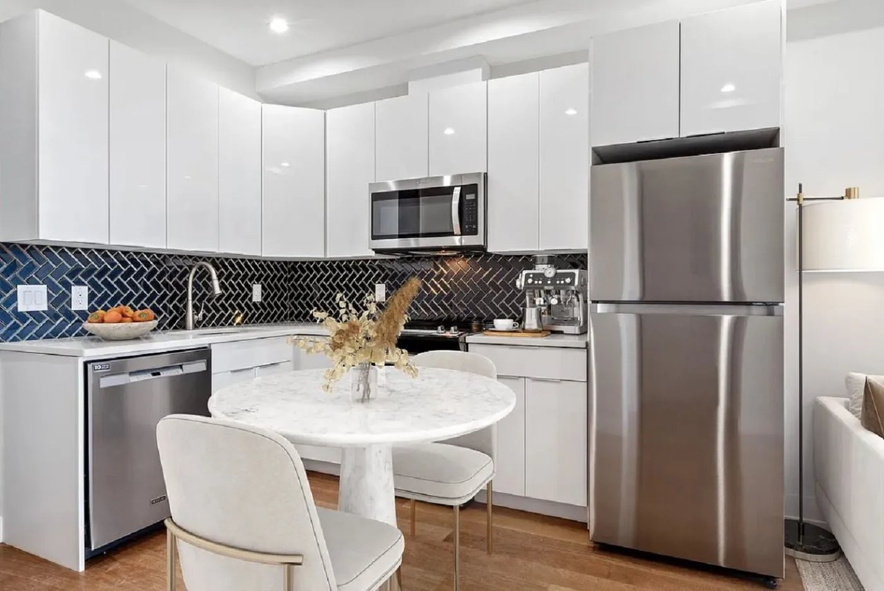 52 Sackman Street Unit: 4B