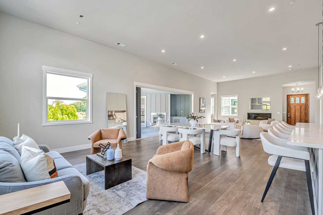 12 Rose Ct Novato